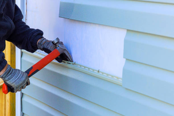 Reliable Siding Repair contractor in Huntington, VA by Creative Siding